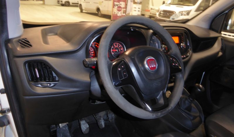 
								Fiat Doblo Base Maxi 95CV L2 lleno									