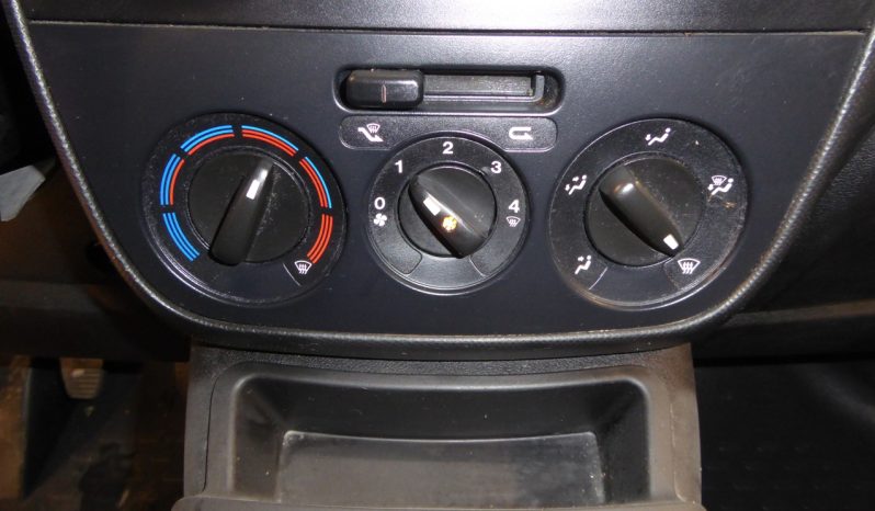 
								FIAT Fiorino Cargo Base 1.3 Mjet 75 CV lleno									