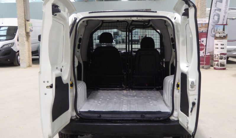 
								FIAT Fiorino Cargo Base 1.3 Mjet 75 CV lleno									