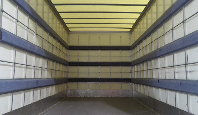 
								Nissan NV400 Chasis L4 3500 RG dCi 165cv lleno									