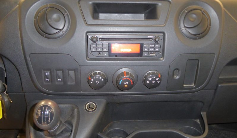 
								Nissan NV400 Chasis L4 3500 RG dCi 165cv lleno									