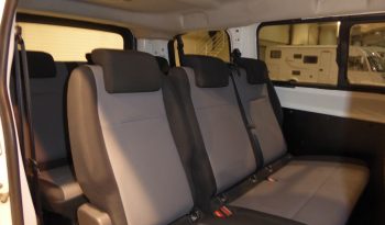 
									Peugeot Expert Combi BlueHDi 115 CV Standard 9 plazas lleno								