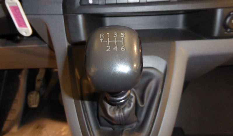 
								Peugeot Expert Combi BlueHDi 115 CV Standard 9 plazas lleno									