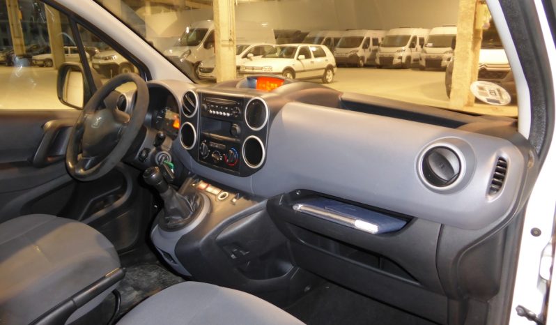 
								PEUGEOT Partner L1 1.6 HDi 75 CV lleno									