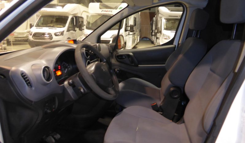 
								PEUGEOT Partner L1 1.6 HDi 75 CV lleno									
