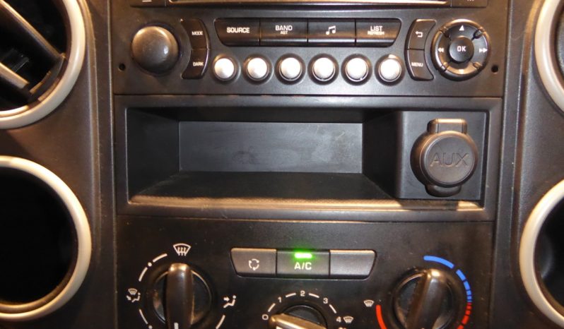 
								PEUGEOT Partner L1 1.6 HDi 75 CV lleno									