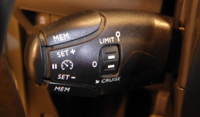 
								PEUGEOT Rifter Access Standard BlueHDi 100 CV lleno									