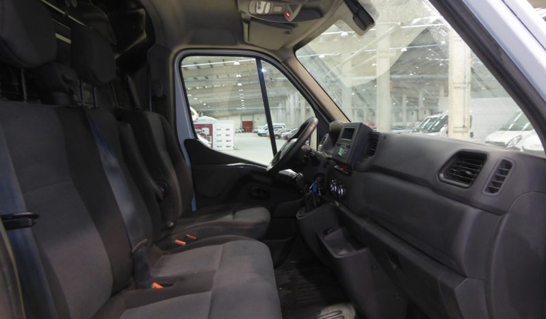 
								RENAULT Master Furgon L2H2 3500 Bl dCi 100kW 135CV lleno									