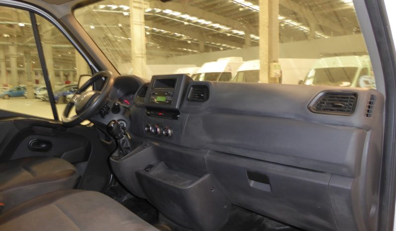 
								RENAULT Master Furgon L2H2 3500 Bl dCi 100kW 135CV lleno									