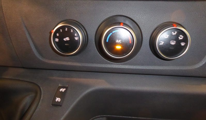 
								RENAULT Master Furgon L2H2 3500 Bl dCi 100kW 135CV lleno									