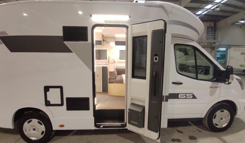 
								C.I. HORON 65XT CAMA ISLA, NUEVA +AA 12V, lleno									