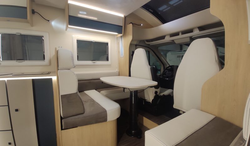 
								C.I. HORON 65XT CAMA ISLA, NUEVA +AA 12V, lleno									