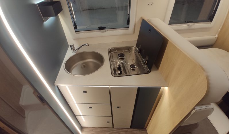 
								C.I. HORON 65XT CAMA ISLA, NUEVA +AA 12V, lleno									