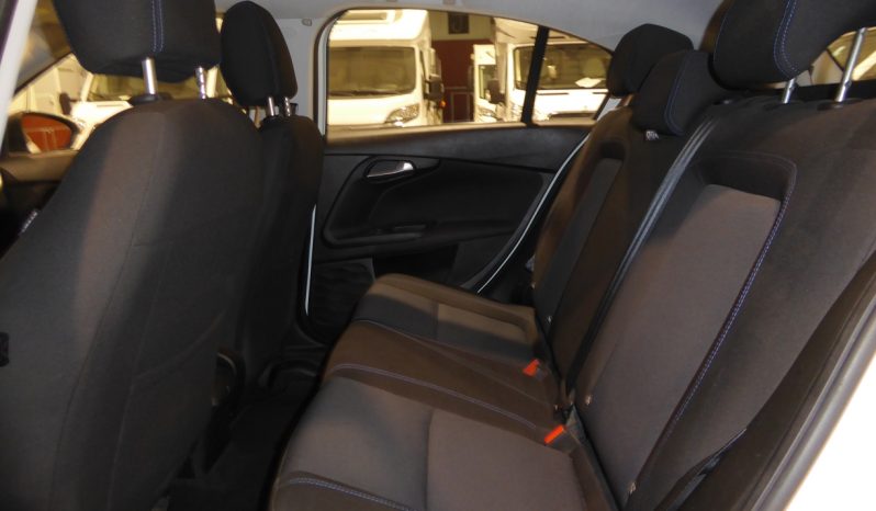 
								FIAT TIPO 5P 1.3 95CV Multijet II Pop Business lleno									