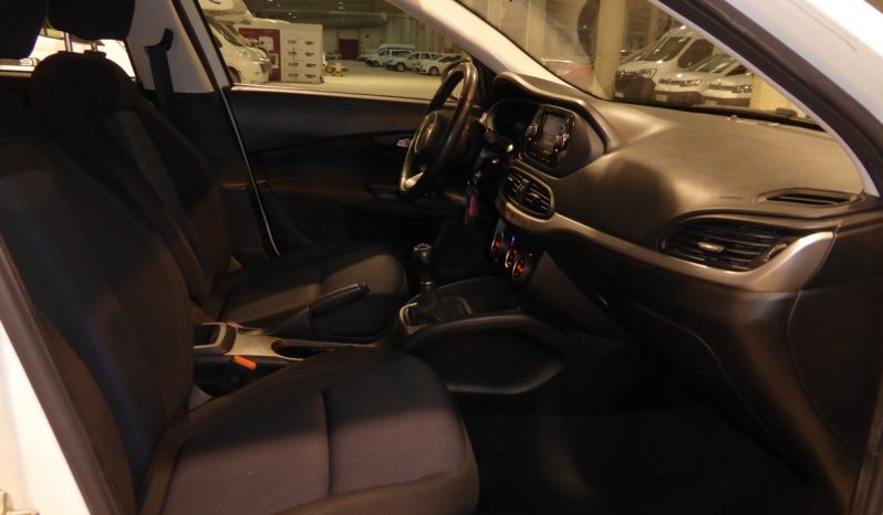 
								FIAT TIPO 5P 1.3 95CV Multijet II Pop Business lleno									