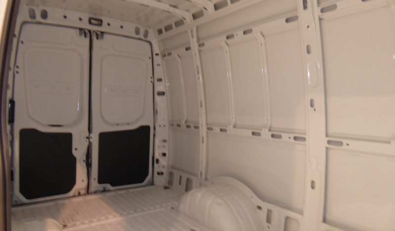 
								IVECO DAILY 2.3 TD 35C 16 V 3520LH2 lleno									