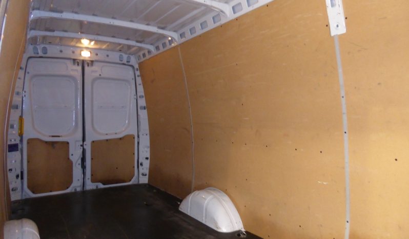 
								IVECO DAILY 2.3 TD 35S 16 4100H2 16 M3 lleno									