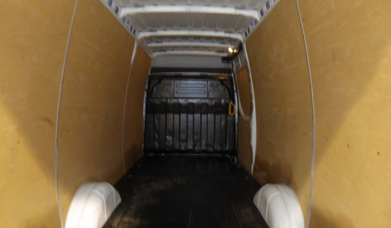 
								IVECO DAILY 2.3 TD 35S 16 4100H2 16 M3 lleno									