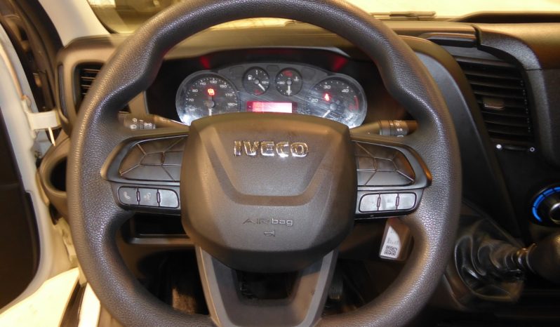 
								IVECO DAILY 2.3 TD 35S 16 4100H2 16 M3 lleno									