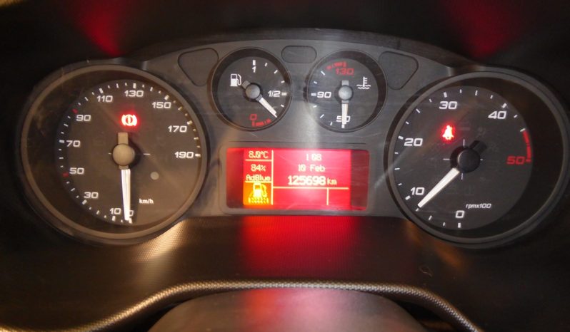 
								IVECO DAILY 2.3 TD 35S 16 4100H2 16 M3 lleno									