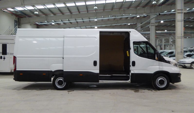 
								IVECO DAILY 2.3 TD 35S 16 4100H2 16 M3 lleno									