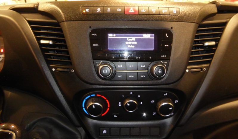 
								IVECO DAILY 2.3 TD 35S 16 3520LH2 12 M3 lleno									