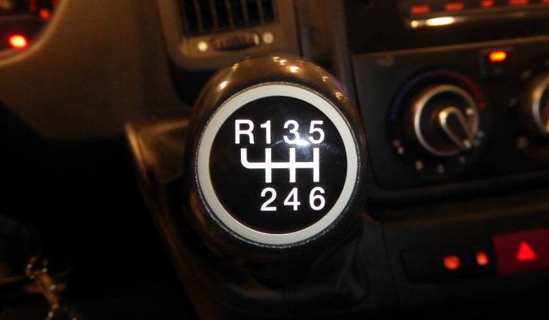 
								Peugeot Boxer BlueHDi 130CV Furgon 33L2H2 lleno									