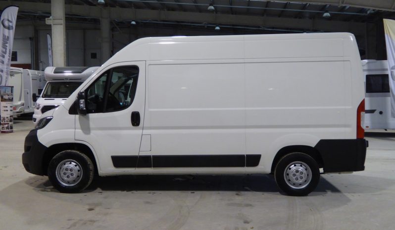 Peugeot Boxer BlueHDi 130CV Furgon 33L2H2