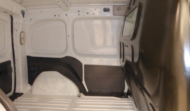 
								RENAULT KANGOO Profesional blue dCi 80 CV Euro 6  lleno									