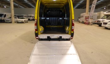 
									RENAULT Master Furgon L3H2 3500 Bl dCi 135CV puerta elevadora lleno								