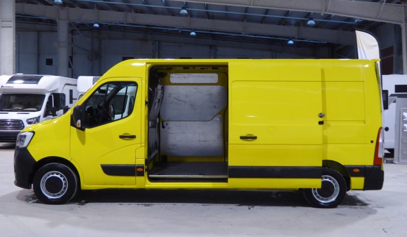 
								RENAULT Master Furgon L3H2 3500 Bl dCi 135CV puerta elevadora lleno									