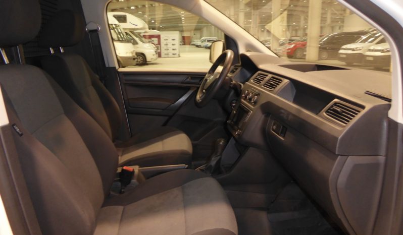 
								VOLSWAGEN CADDY Profesional Furgon 2.0 TDI 75 CV lleno									