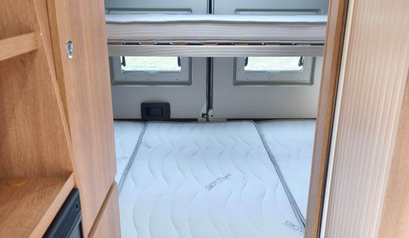 
								GIOTTILINE GIOTTIVAN 60 Be YOUNG LIMITED EDITION L3H2 4.p, Literas dobles lleno									