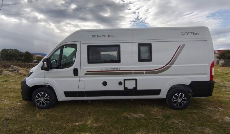 
								GIOTTILINE GIOTTIVAN 60 Be YOUNG LIMITED EDITION L3H2 4.p, Literas dobles lleno									