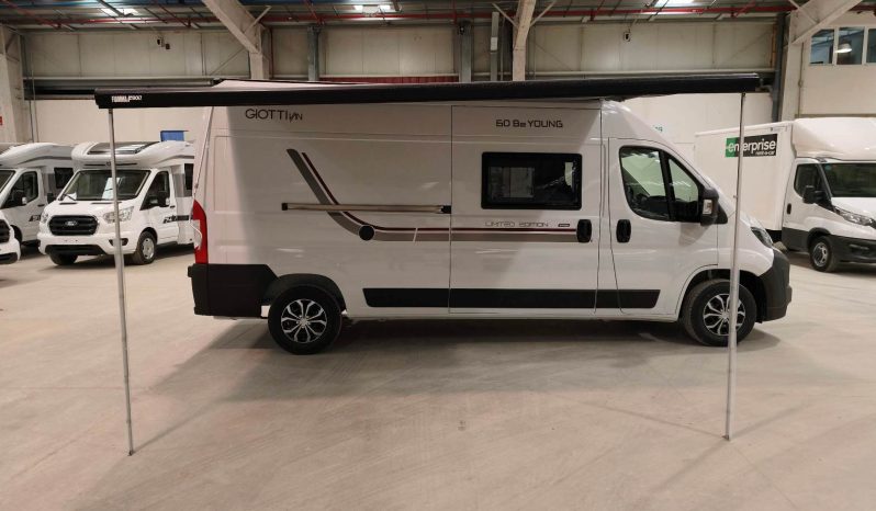 
								GIOTTILINE GIOTTIVAN 60 Be YOUNG LIMITED EDITION L3H2 4.p, Literas dobles lleno									