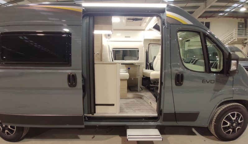 
								CI KYROS 5 EVO CAMPER FIAT DUCATO 140 cvs + A.A. 12 Volts lleno									