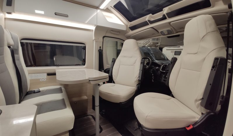 
								CI KYROS 5 EVO CAMPER FIAT DUCATO 140 cvs + A.A. 12 Volts lleno									