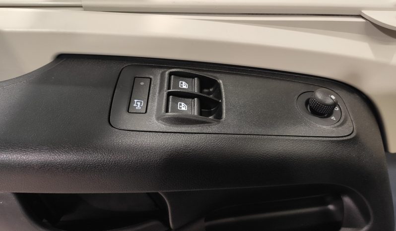 
								CI KYROS 5 EVO CAMPER FIAT DUCATO 140 cvs + A.A. 12 Volts lleno									