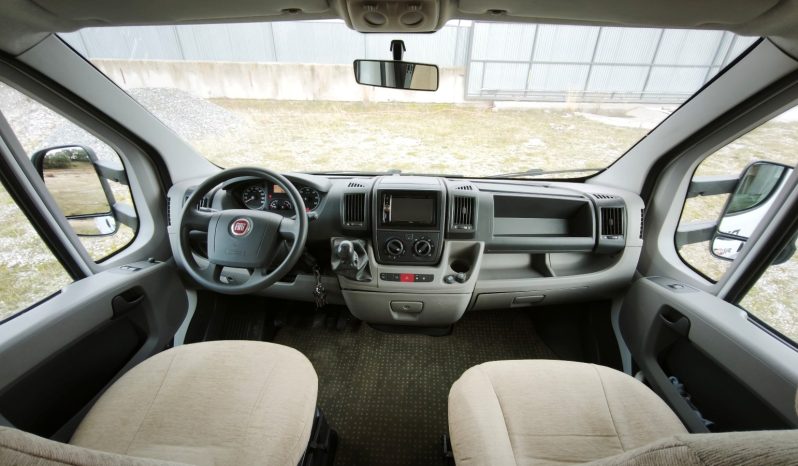 
								PILOTE AVENTURA A710 CAPUCHINA 6 P. LITERAS lleno									