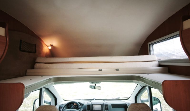 
								PILOTE AVENTURA A710 CAPUCHINA 6 P. LITERAS lleno									