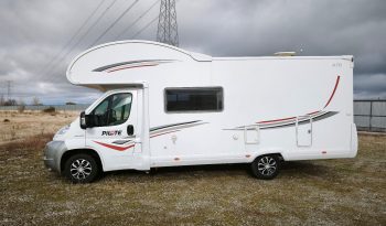 
									PILOTE AVENTURA A710 CAPUCHINA 6 P. LITERAS lleno								