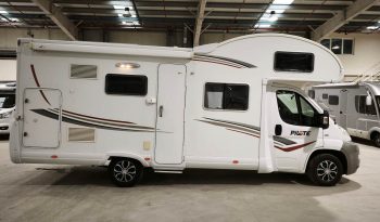 
									PILOTE AVENTURA A710 CAPUCHINA 6 P. LITERAS lleno								