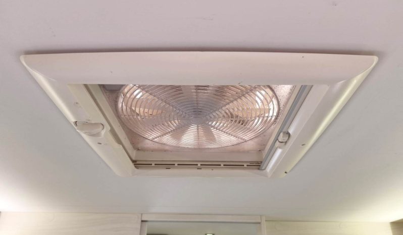 
								CHAUSSON MAGEO 377 GAMA ALTA CAMAS PARALELAS, POCOS KMS lleno									