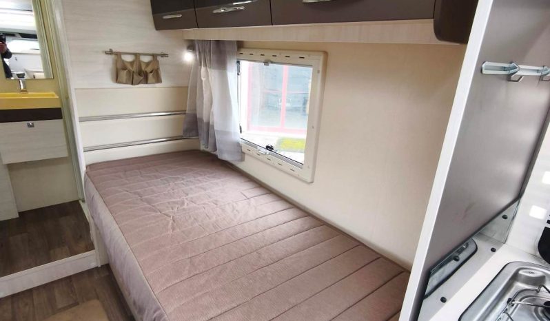 
								CHAUSSON MAGEO 377 GAMA ALTA CAMAS PARALELAS, POCOS KMS lleno									