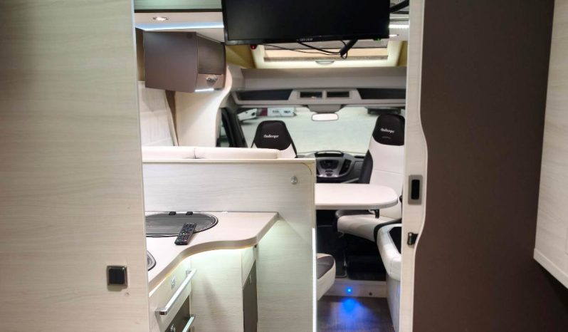 
								CHAUSSON MAGEO 377 GAMA ALTA CAMAS PARALELAS, POCOS KMS lleno									