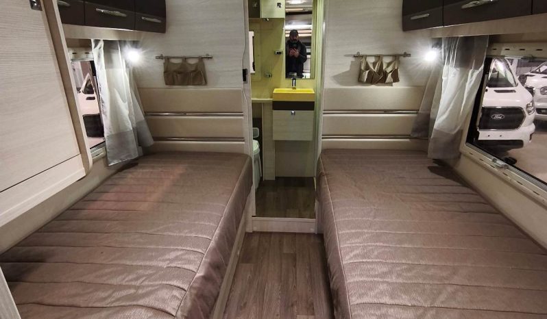 
								CHAUSSON MAGEO 377 GAMA ALTA CAMAS PARALELAS, POCOS KMS lleno									