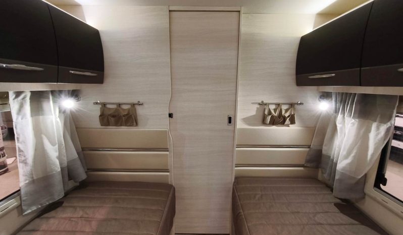 
								CHAUSSON MAGEO 377 GAMA ALTA CAMAS PARALELAS, POCOS KMS lleno									