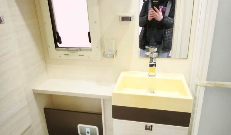 
								CHAUSSON MAGEO 377 GAMA ALTA CAMAS PARALELAS, POCOS KMS lleno									