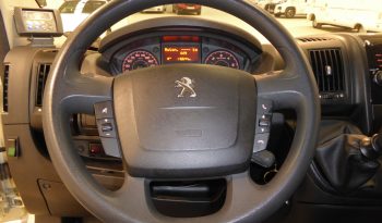
									Peugeot Boxer 130CV frigorifico 33L2H2 lleno								