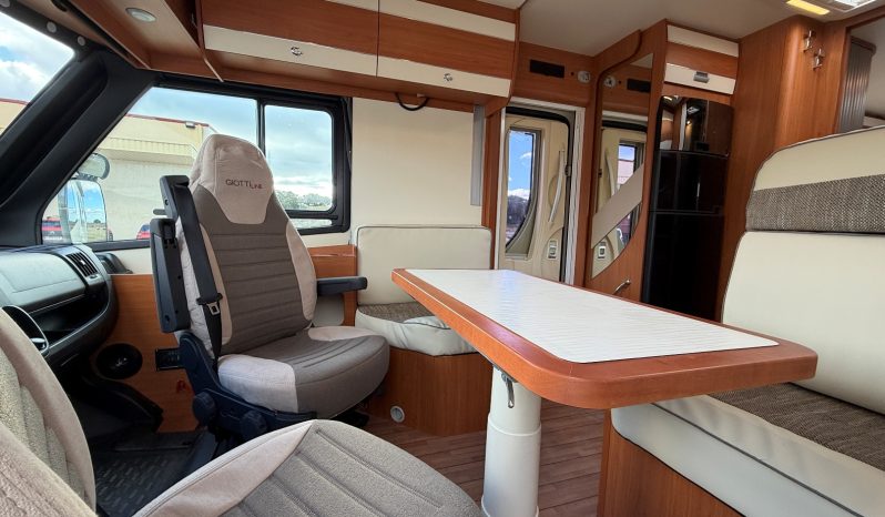 
								GIOTTILINE GLINE 937 INTEGRAL 4.P CAMAS PARALELAS 150 CVS lleno									